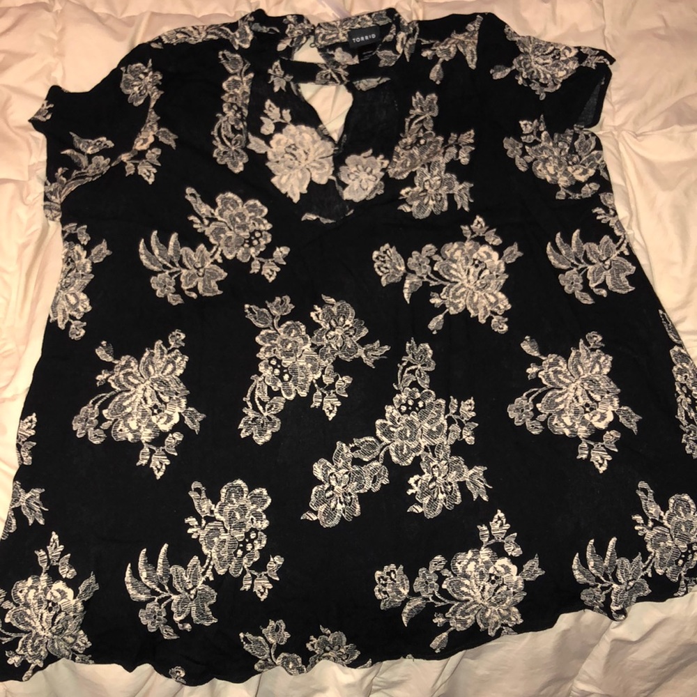 Torrid tunic